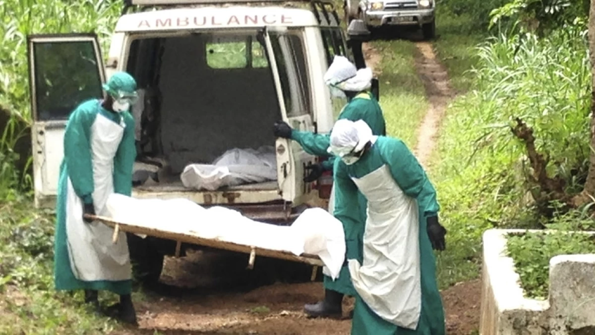 El balance de la epidemia de fiebre hemorrágica provocada por el virus del Ébola en África occidental, provocando cerca de 50 muertes derivado de 1,300 en julio pasado