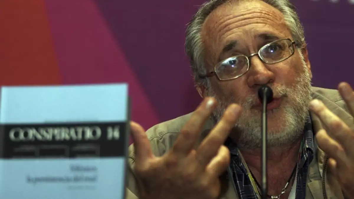 poeta y escritor javier sicilia