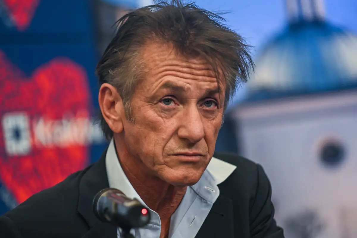 Sean Penn And Krakow Authorities Pledge Support For Ukrainian Refugees