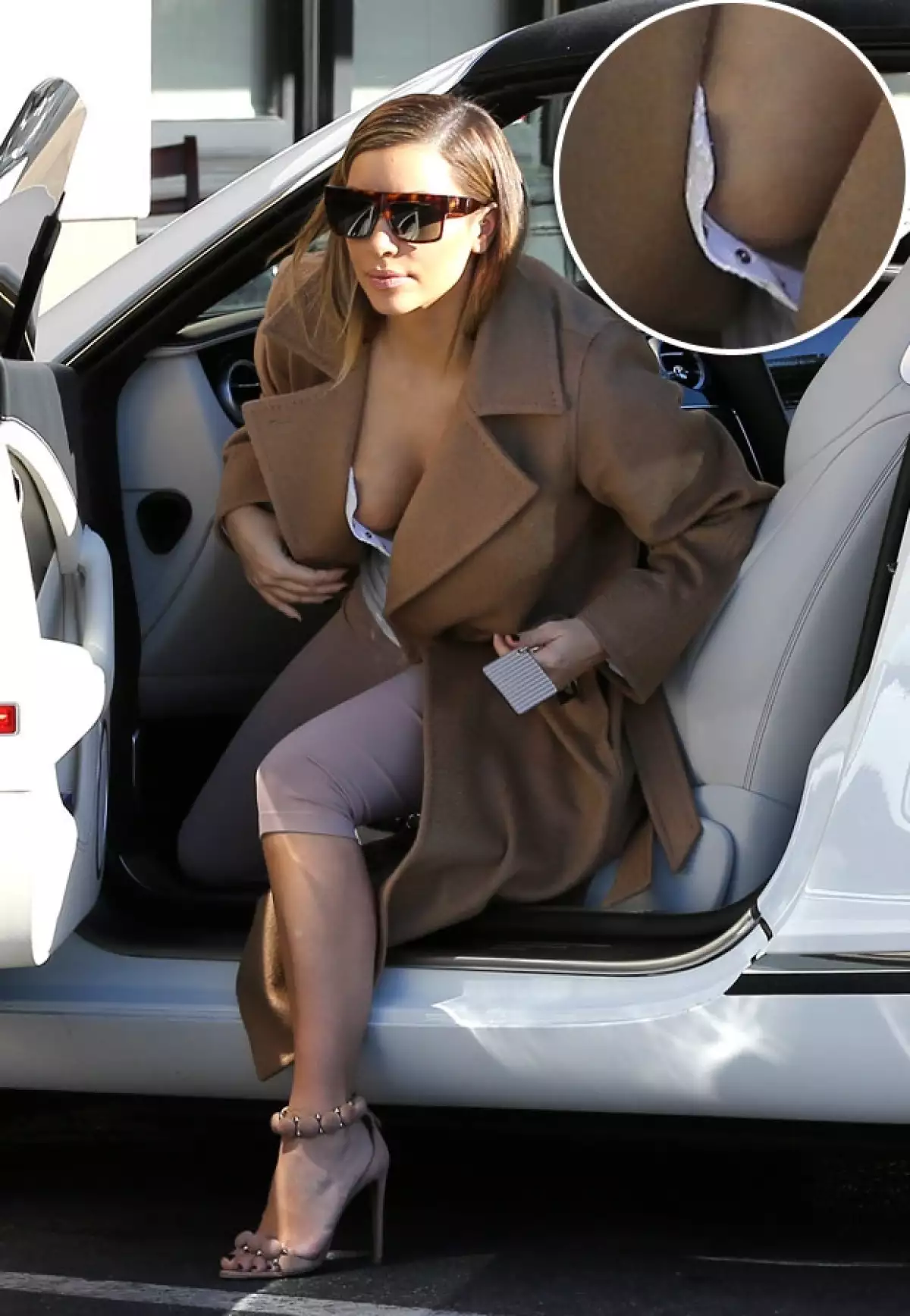 La socialité dejó la descubierto que no llevaba ropa interior cuando se disponía a bajar de su auto en Los Ángeles.