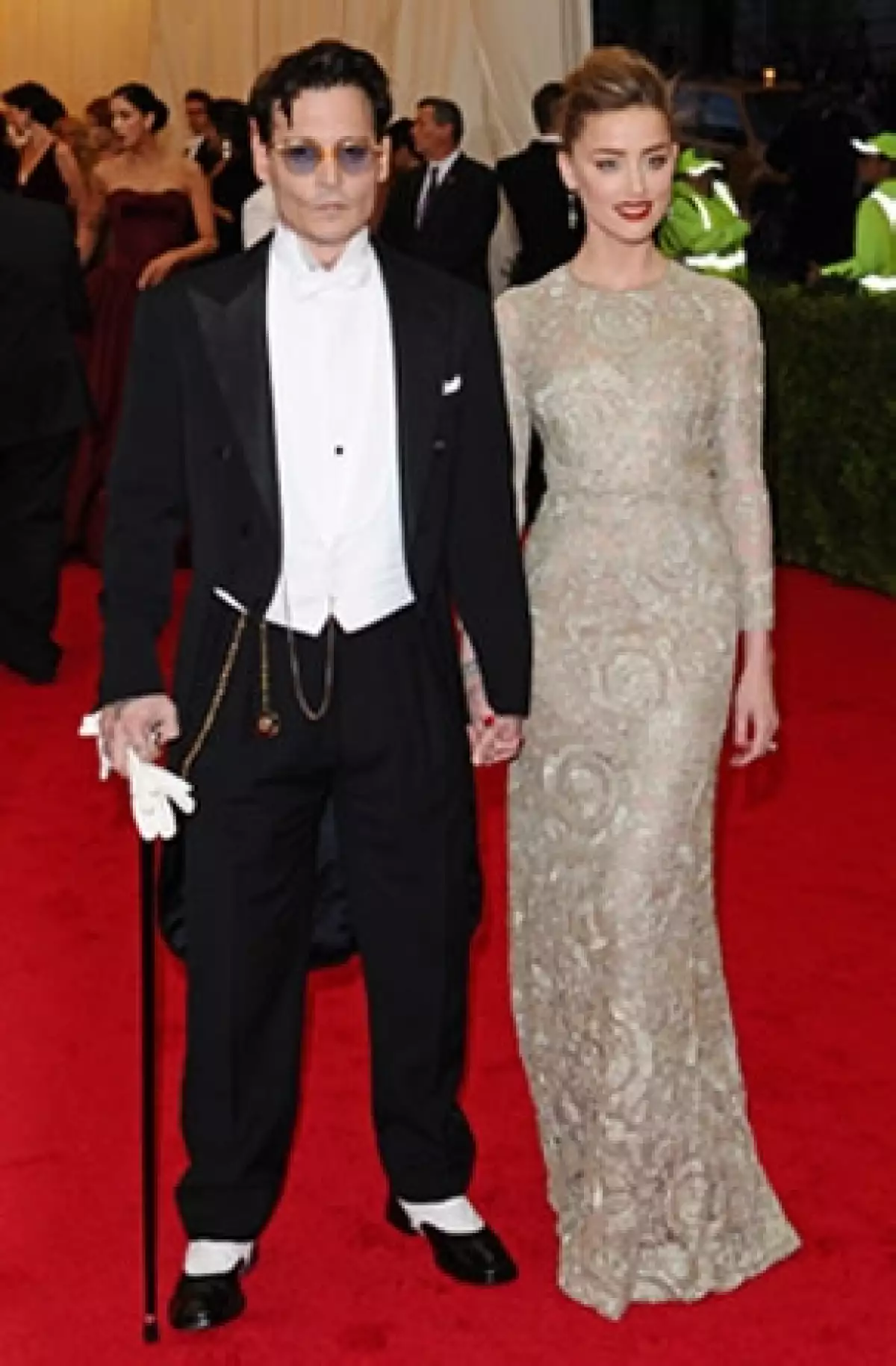 A casi un año de anunciar su compromiso, la pareja parece atravesar por una mala racha en su relación amorosa.