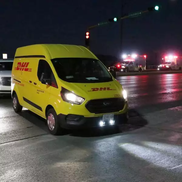 Arribo del primer lote de vacunas contra Covid-19 al 69 Batallón de Infantería en Saltillo, Coahuila.