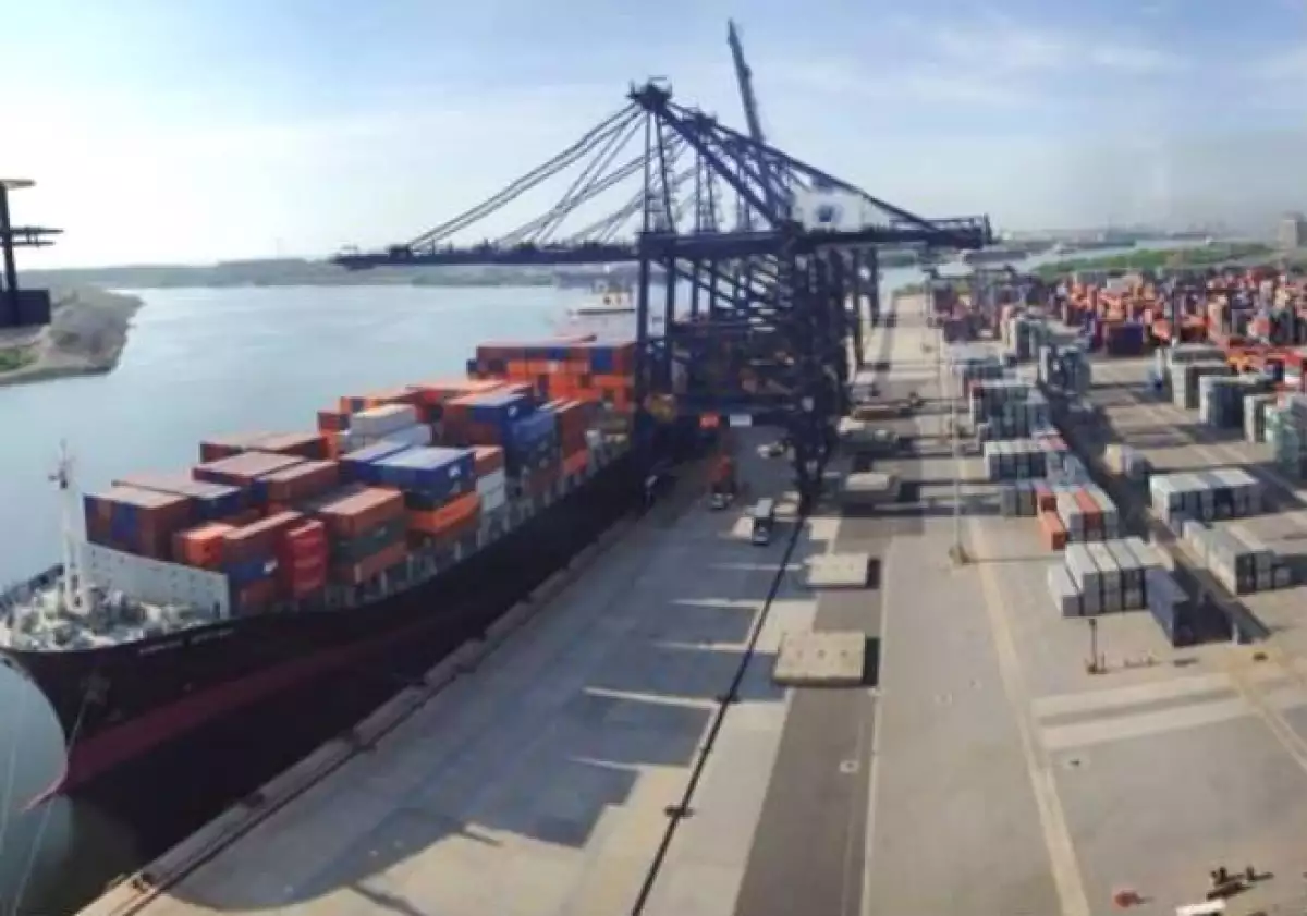 Puerto de L�zaro C�rdenas