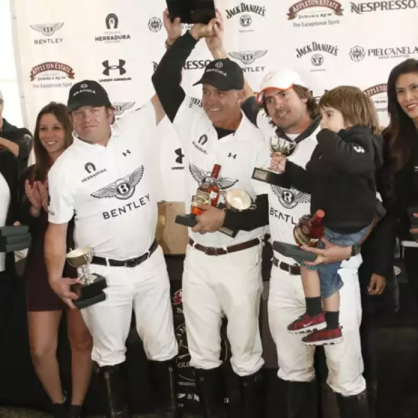 Billy Steta,Carlos Gracida,Diego Velarde