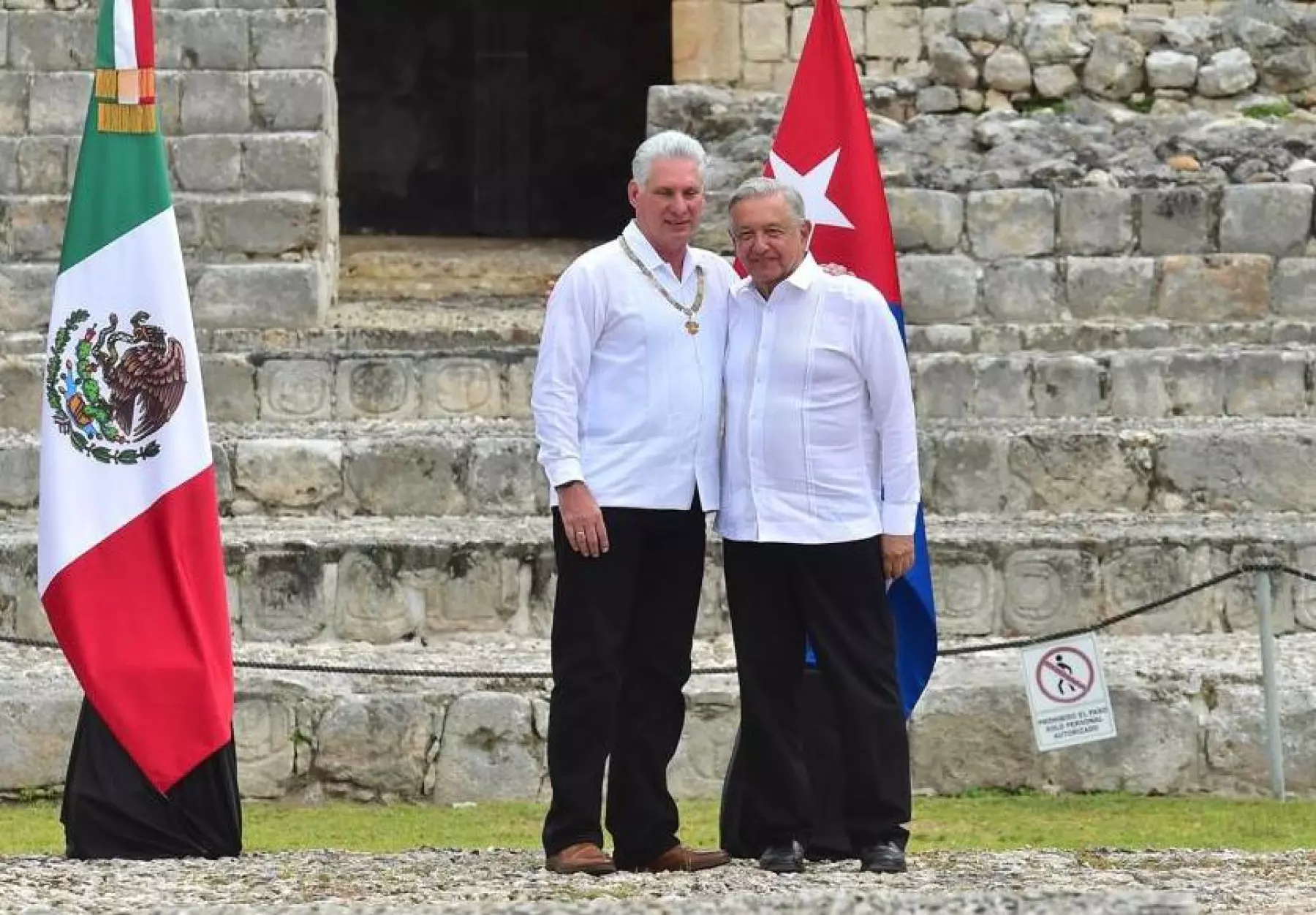 AMLO-condecoracion-Cuba.jpeg