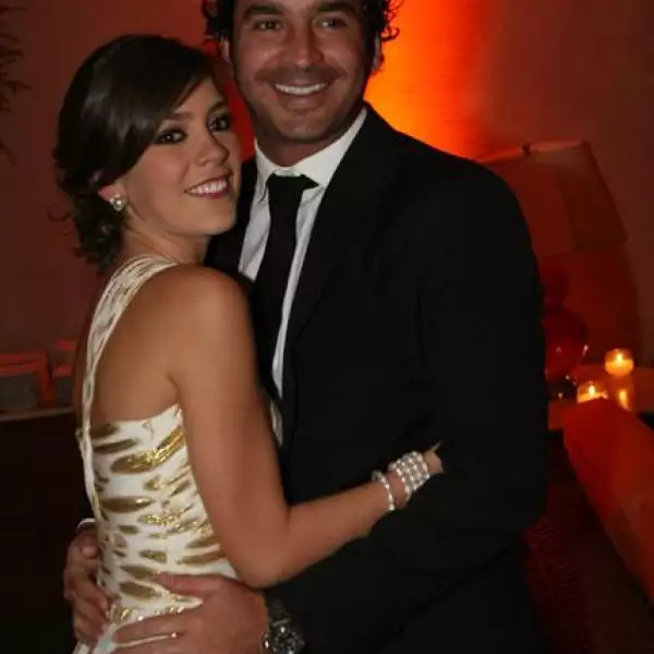 Civil Stephanie Coufal Leaño con Javier Álvarez Pintado