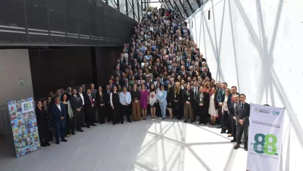 La CFE conmemoró 88 años 