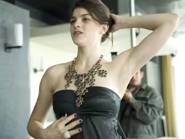 Irene Azuela presentará la película Bastardos sin Gloria