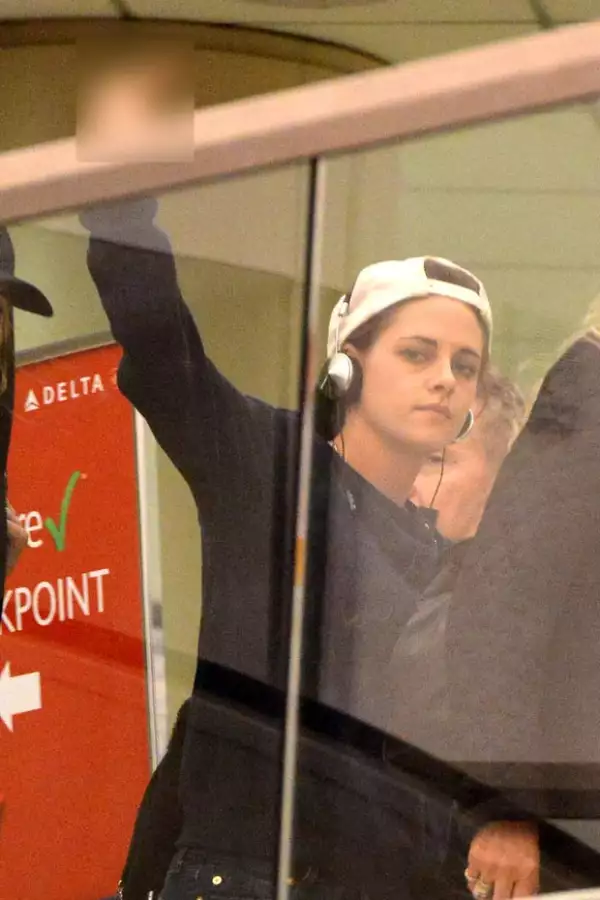 Al parecer Kristen está cansada de que la sigan los paparazzi.