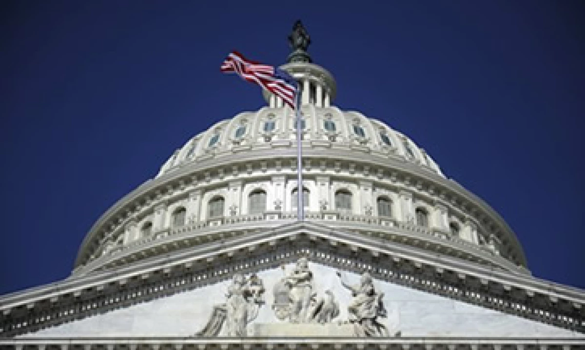 Los expertos indican que el Congreso tiene un mes para elevar el tope de deuda. (Foto: Getty Images)