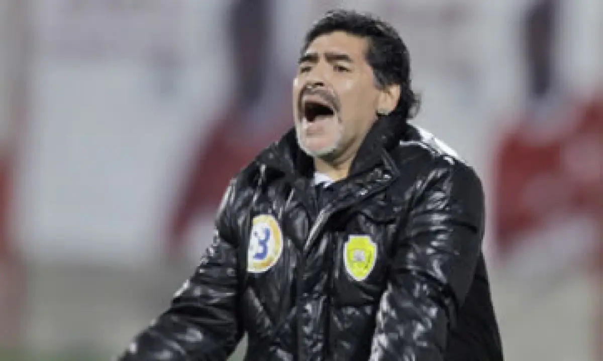 De seguir el pleito, Maradona estaría dispuesto a reclamar al Estado italiano daños por 650 mdd. (Foto: AP)