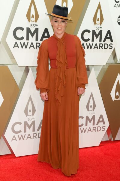 The 53rd Annual CMA Awards - Arrivals