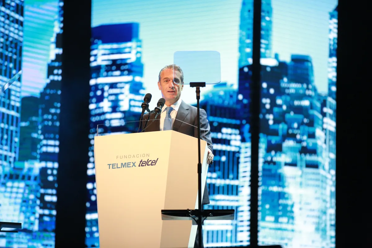 carlos-slim-domit