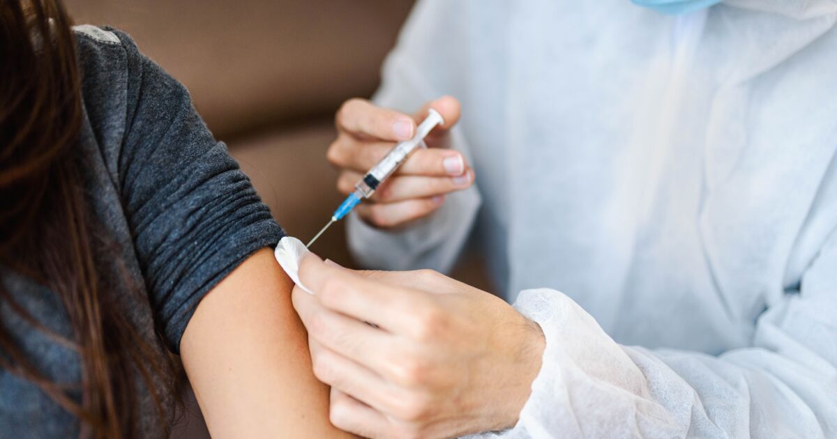 Pfizer'in covid aşısı da bu fiyata Walmart'ta satışa sunulacak