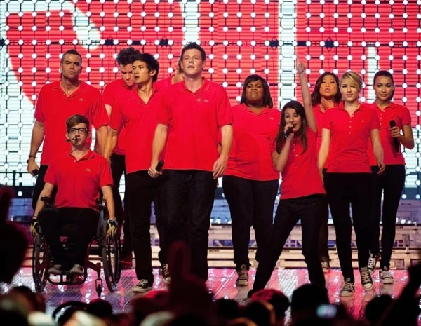 Parte del elenco de "Glee" en 2011.