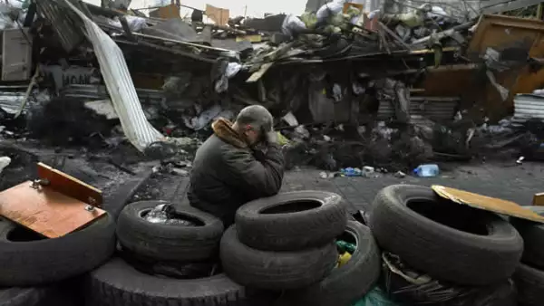 El Departamento de Salud de Kiev dijo que los muertos suman 67 desde el martes, con 39 fallecidos en los combates del jueves.