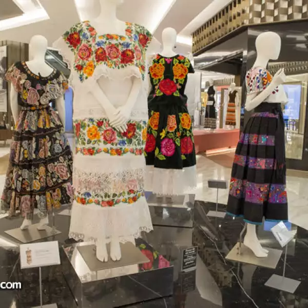 Expo El Arte de la Indumentaria y la Moda en México