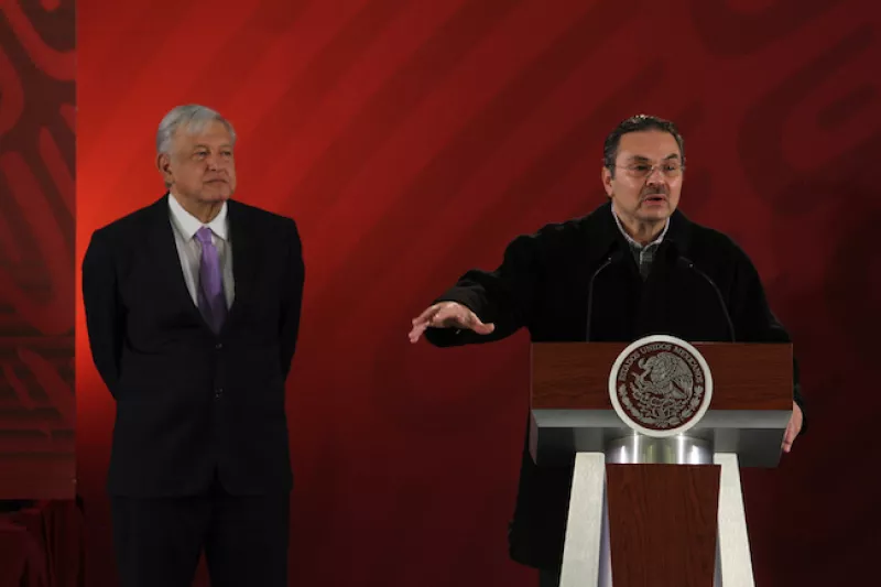 Octavio Romero Oropeza y Andrés Manuel López Oba