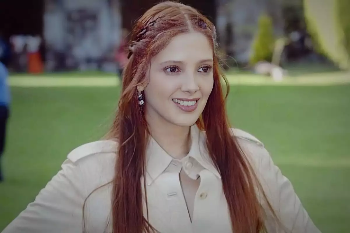 Adela Noriega