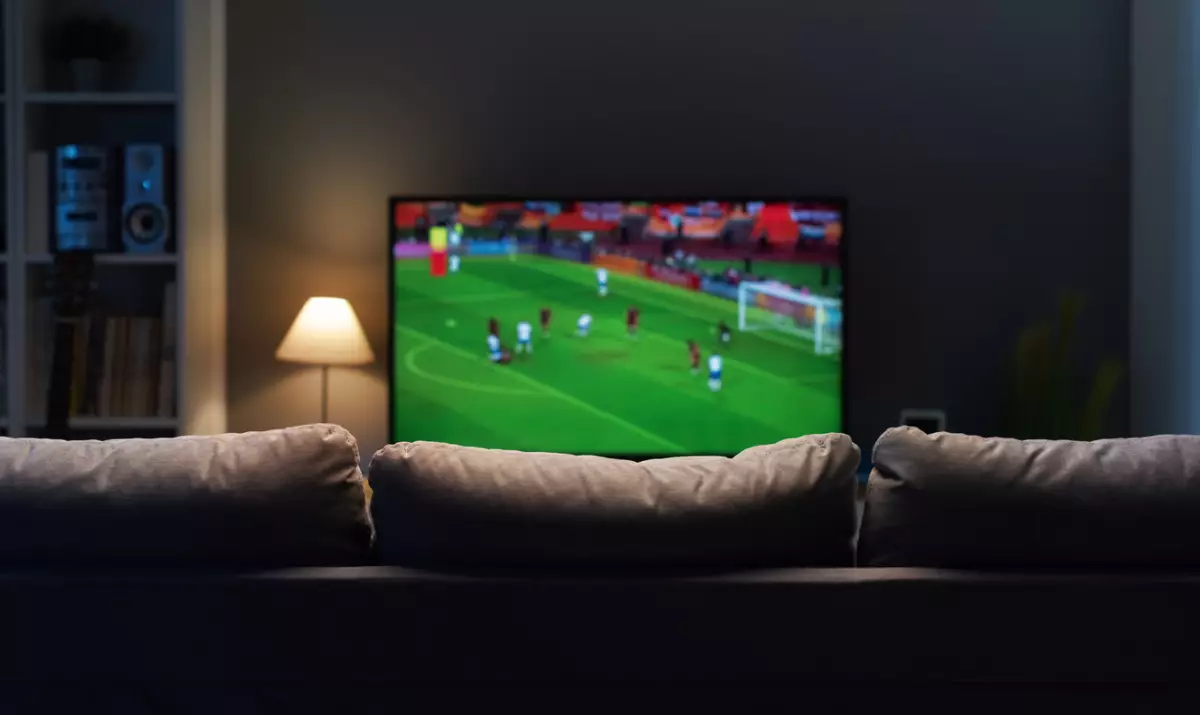 Fox Corporation compra a Caliente TV para fortalecer su apuesta deportiva