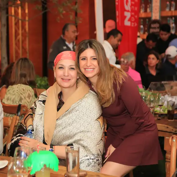 Ana Hernández y Giselle Aboudib