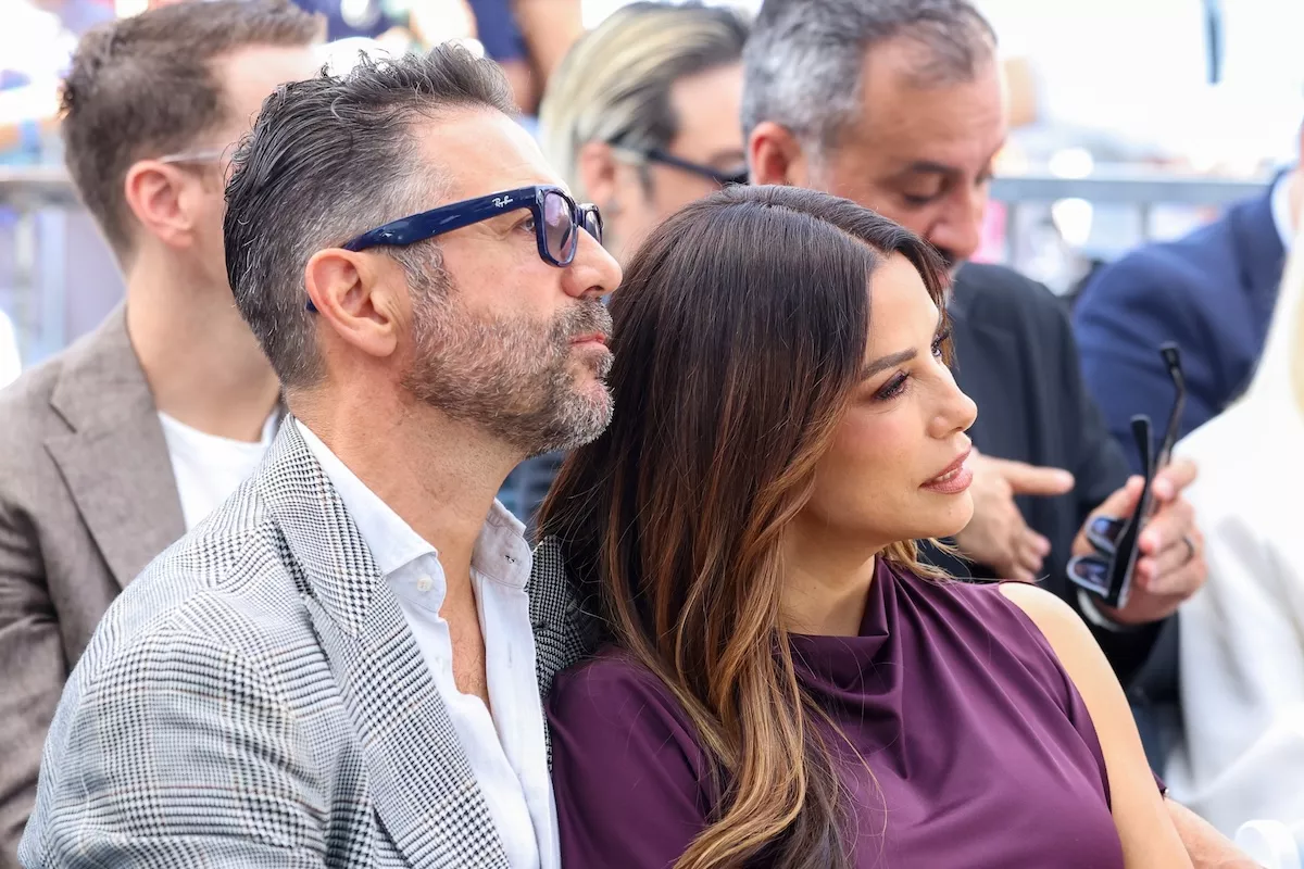 Pepe Bastón y Eva Longoria en la ceremonia en la que David Beckham develó su estrella en el Paseo de la Fama de Hollywood