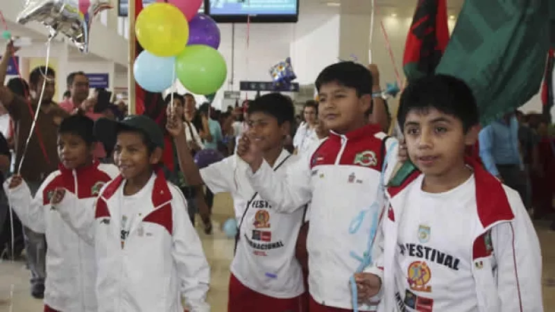 niños triquis a su llegada a santa cruz xoxocotlan