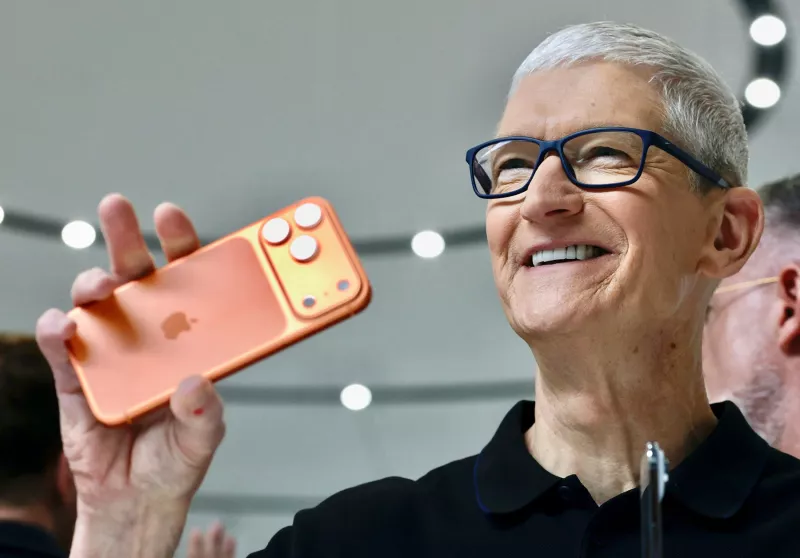 Tim Cook dejará la dirección de Apple; John Ternus asumirá como nuevo CEO