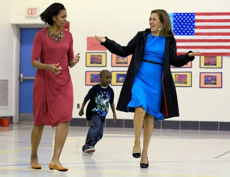 2010 Con Margarita Zavala impartiendo una clase de educación física en una primaria de New Hampshire.