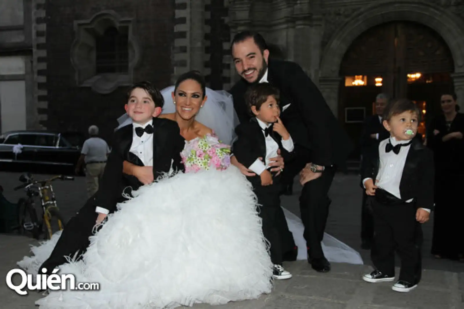 Renato (Hijo de Fernanda) María Fernanda González Ibarra,Juan Pablo Martínez Iglesias,Juan Pablo,Luciano