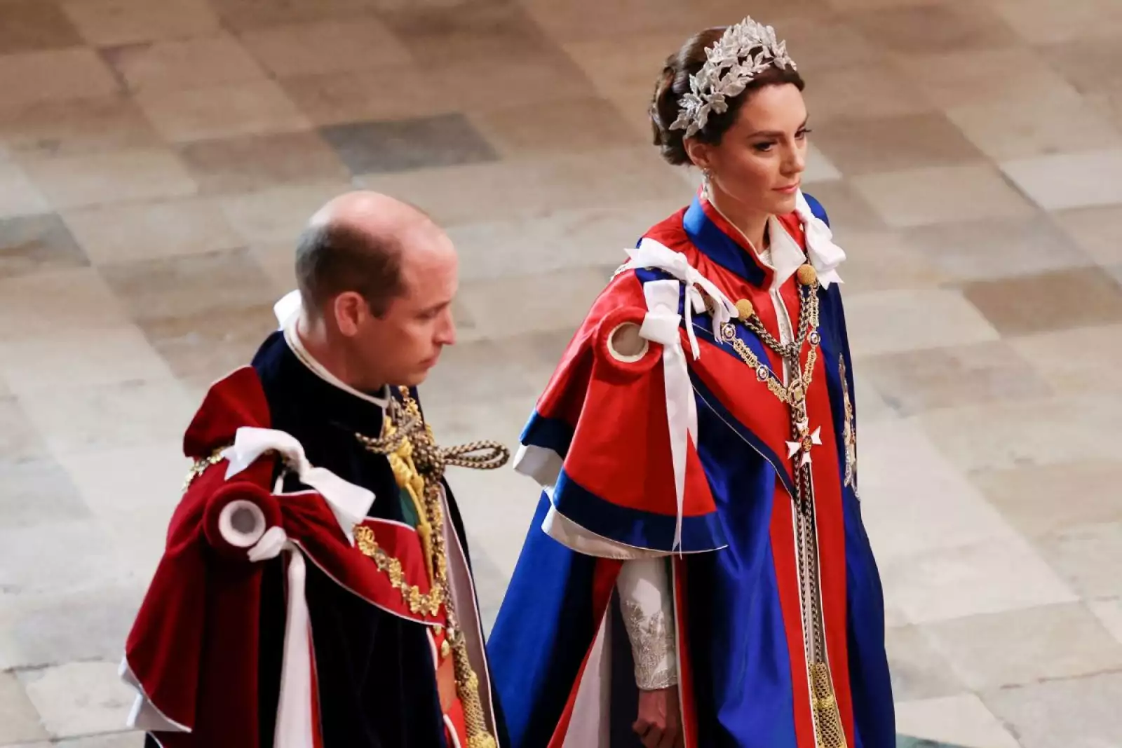 Miembros de la Familia Real Británica en la coronación del rey Carlos III