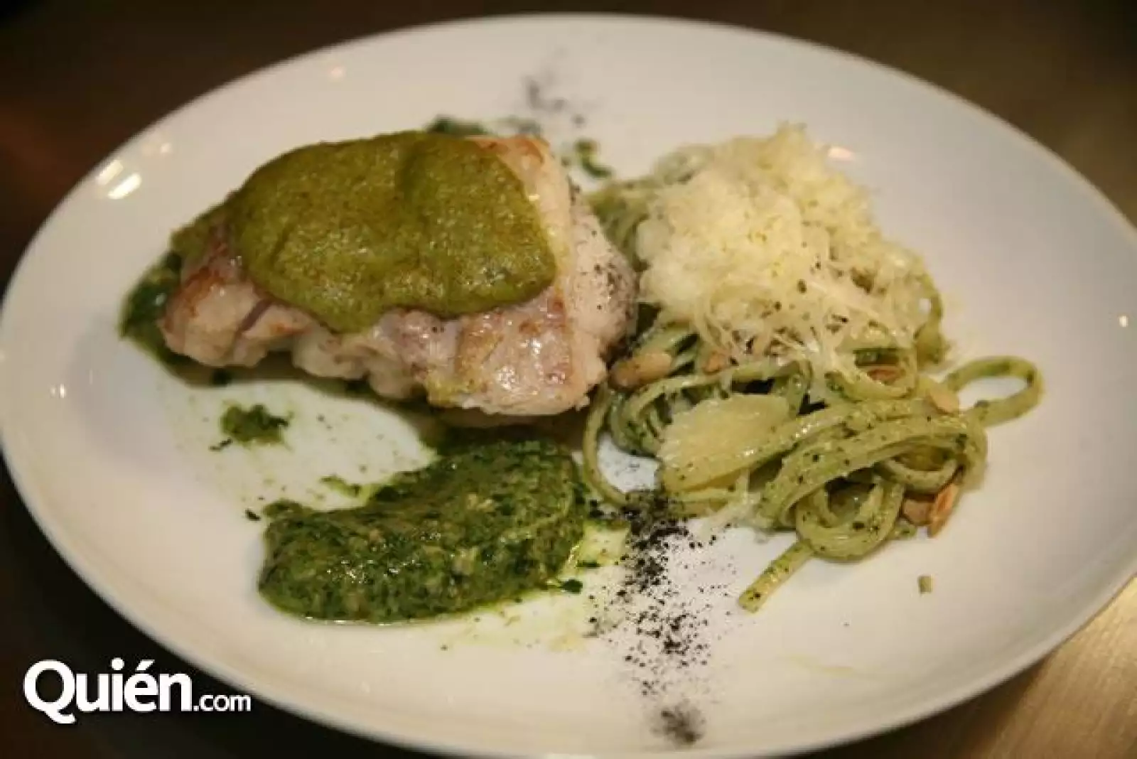 Pescado al mojo de cilantro