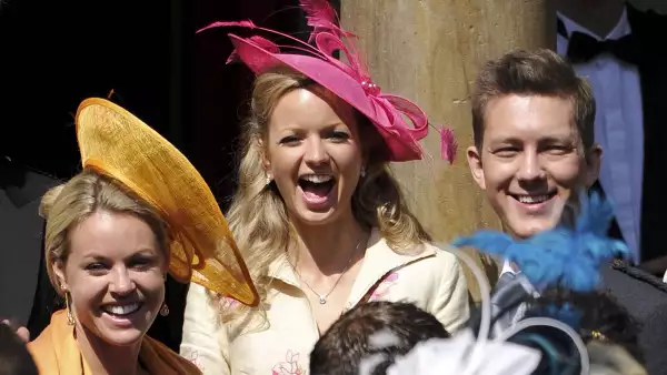 Zara Phillips Marries Mike Tindall In Edinburgh