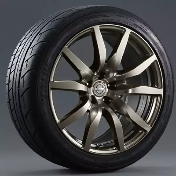 Los rines del GT-R edición especial están fabricados en aluminio forjado con un revestimiento de titanio.