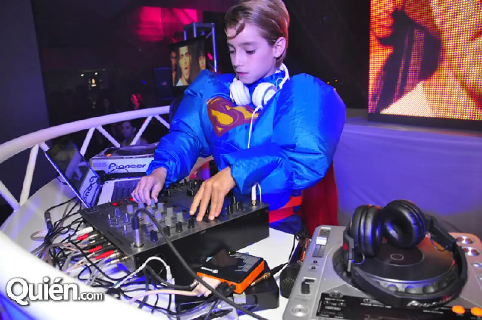 Dj Tix