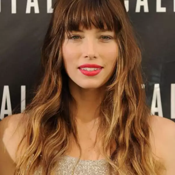 Hay diferentes tonalidades. Jessica Biel sólo decoloró un tono menos su color de pelo.
