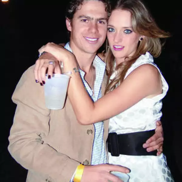 Eduardo García Arce, Rocío Martínez