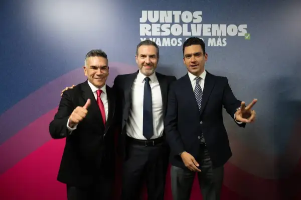adrian de la garza.jpeg