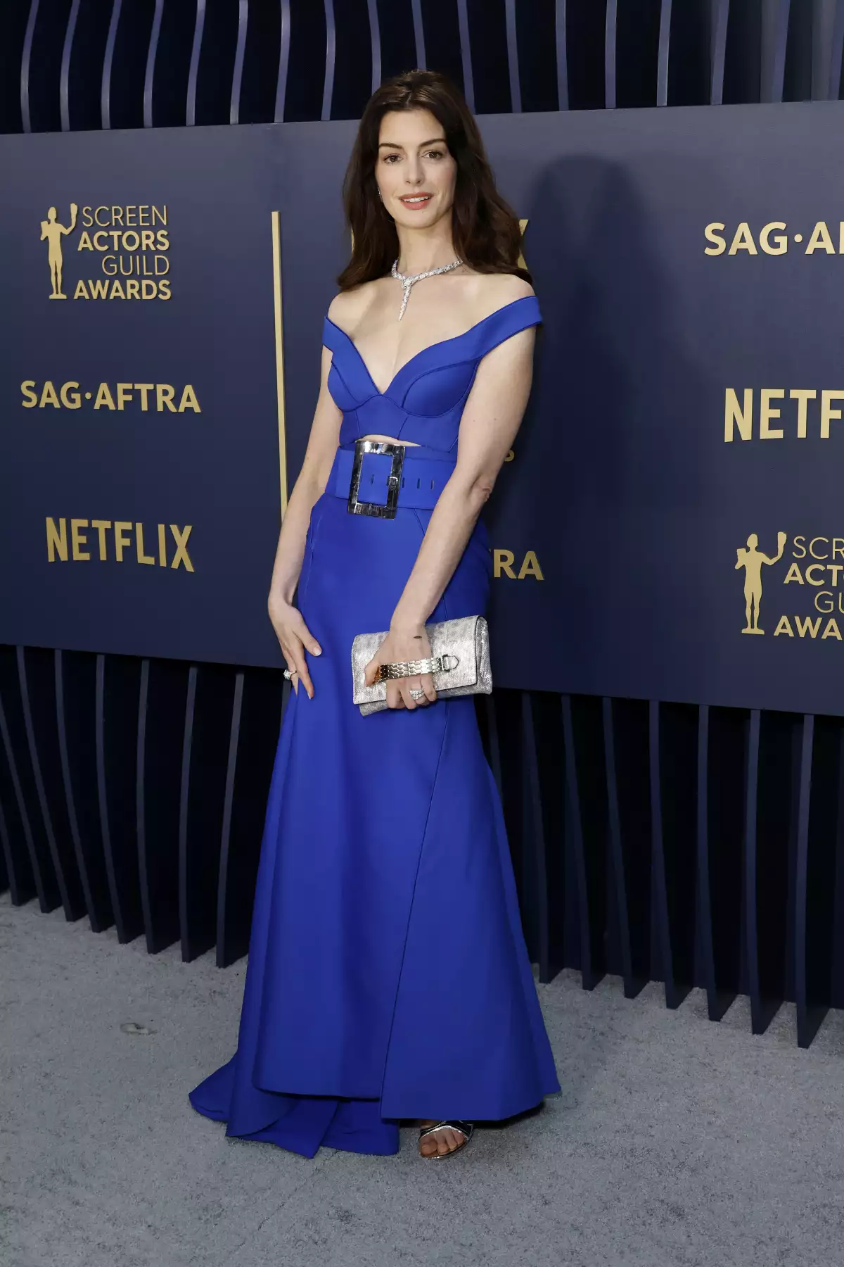 Anne Hathaway Screen Actors Guild Awards 