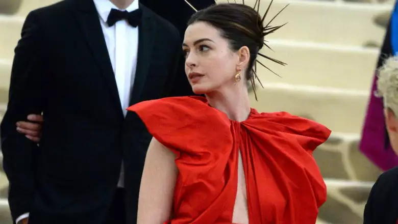 Anne Hathaway