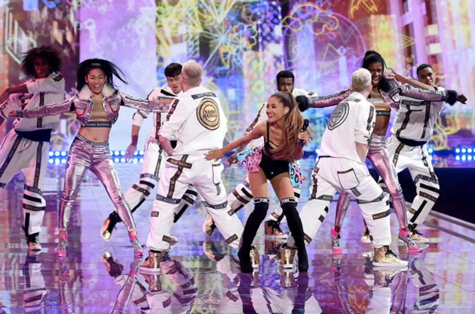 Ariana Grande.