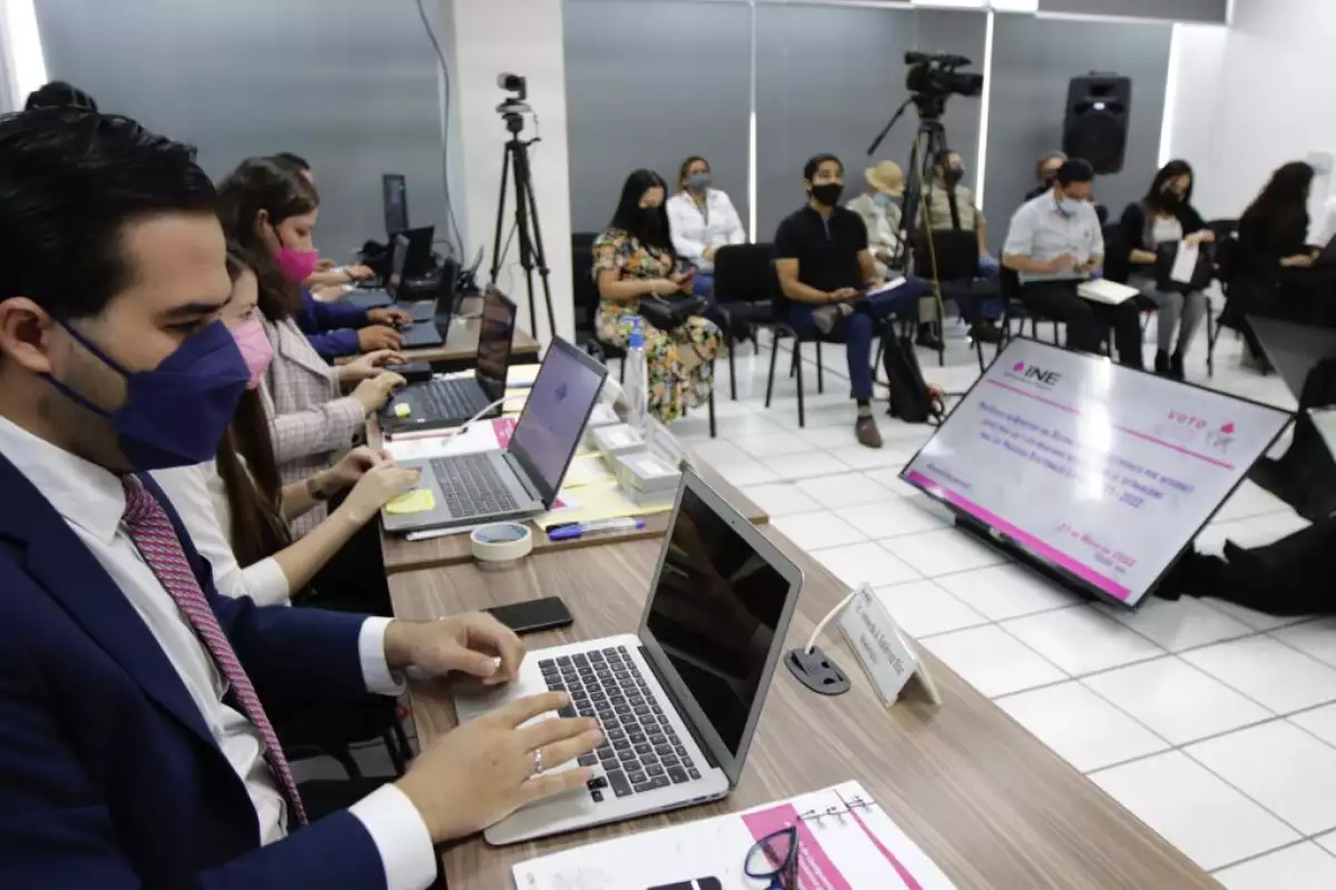 voto en el exterior.jpeg