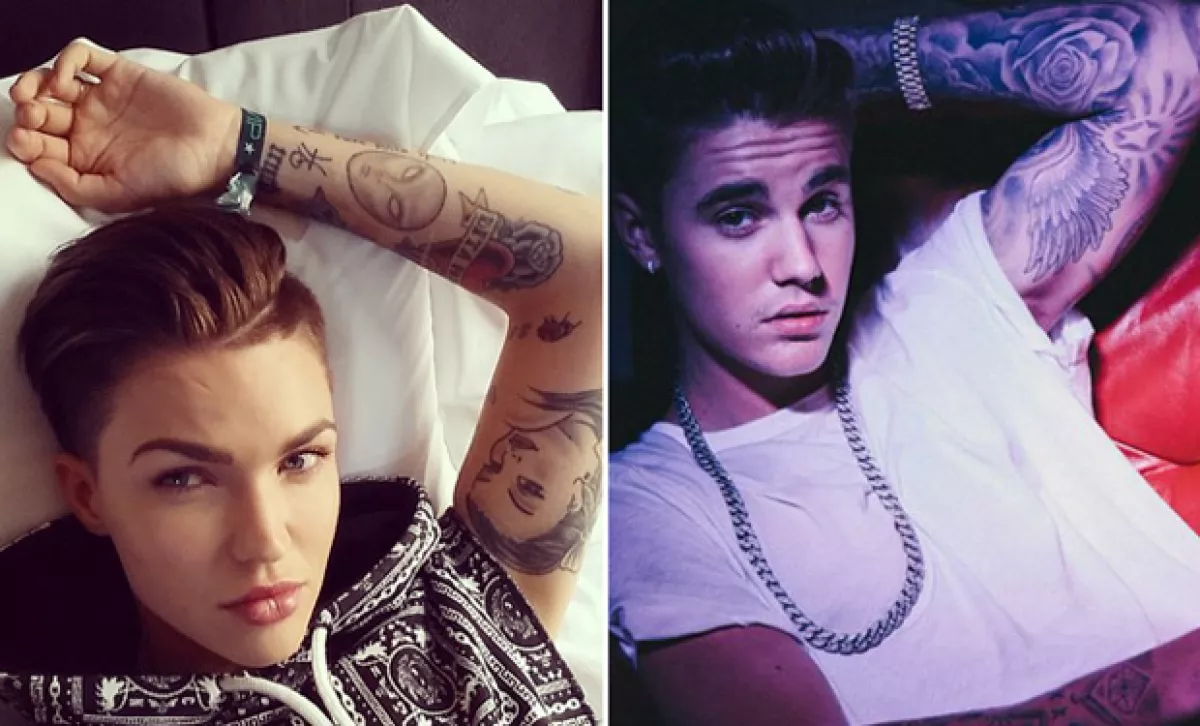 Incluso en sus fotos en Instagram publican imágenes con la misma postura, sin mencionar los outfits.