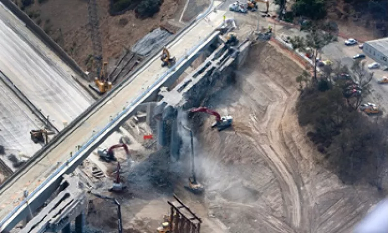 La SCT también busca disminuir la informalidad en el sector de la construcción. (Foto: Getty Images)