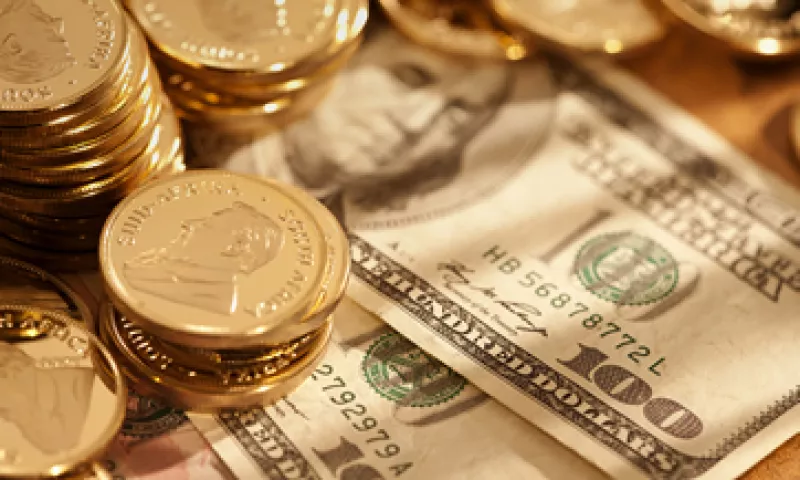 Analistas esperaban un superávit de 44,000 mdd. (Foto: Getty Images)