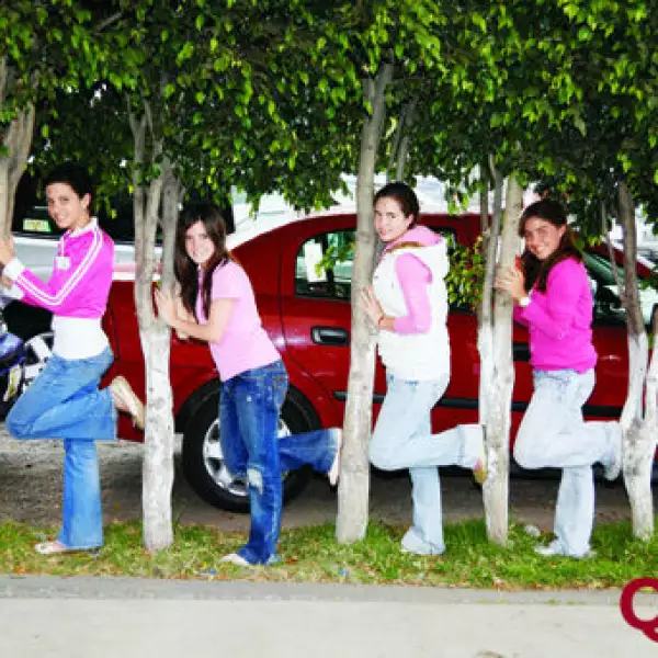 María Suarez, Ana Sordo, Casilda Lascurain, Begoña López, María Fernanda Hennández, Mayte Aja