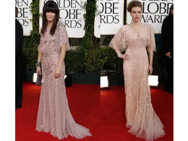 Sandra Bullock (der) hubiera recogido su pelo para lucir un poco mejor y Scarlett Johannson no le atinó en su outfit.