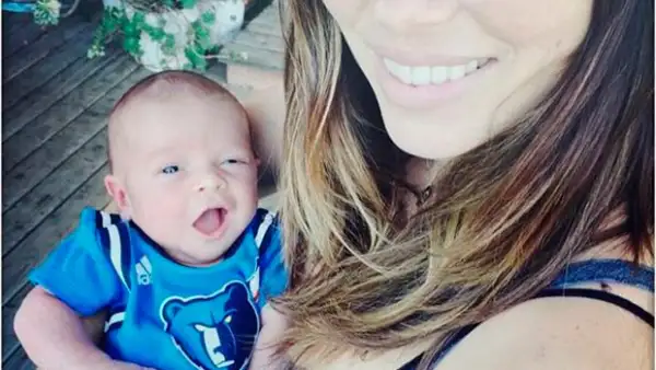 El cantante ha publicado en su cuenta de Instagram la primera imagen de su hijo Silas Randall, quien nació a principios de este mes.