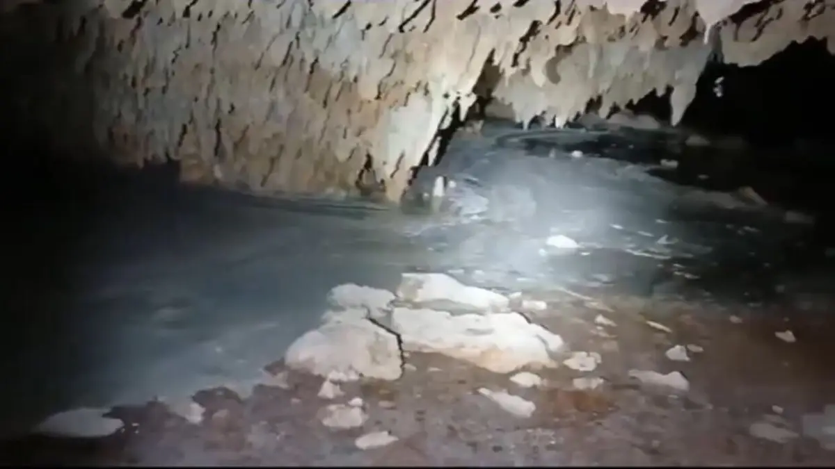 Un río de cemento del Tren Maya inunda cuevas en Quintana Roo