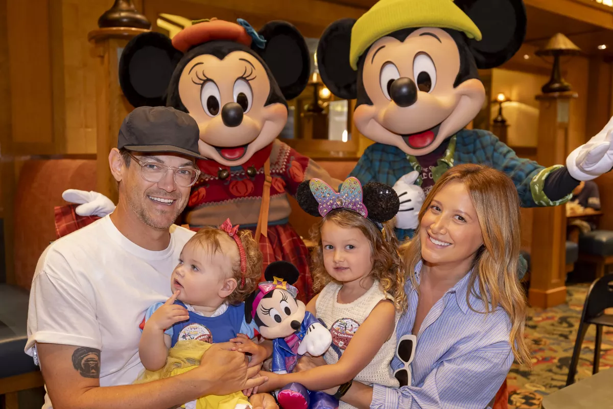 Ashley-Tisdale-Familia